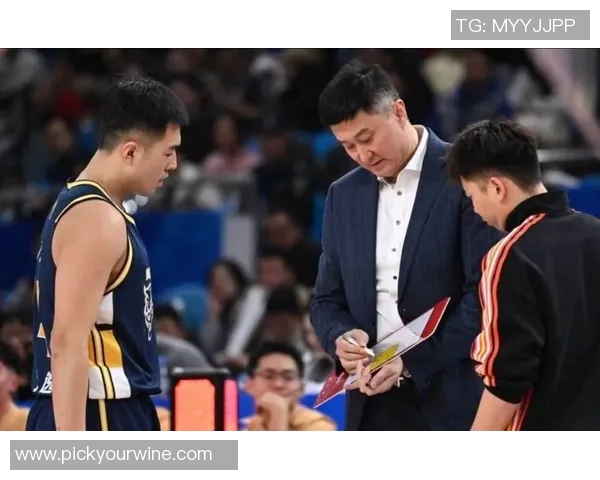 广东队锋线新星崛起体校杯狂砍37分15篮板5助攻5抢断展现潜力